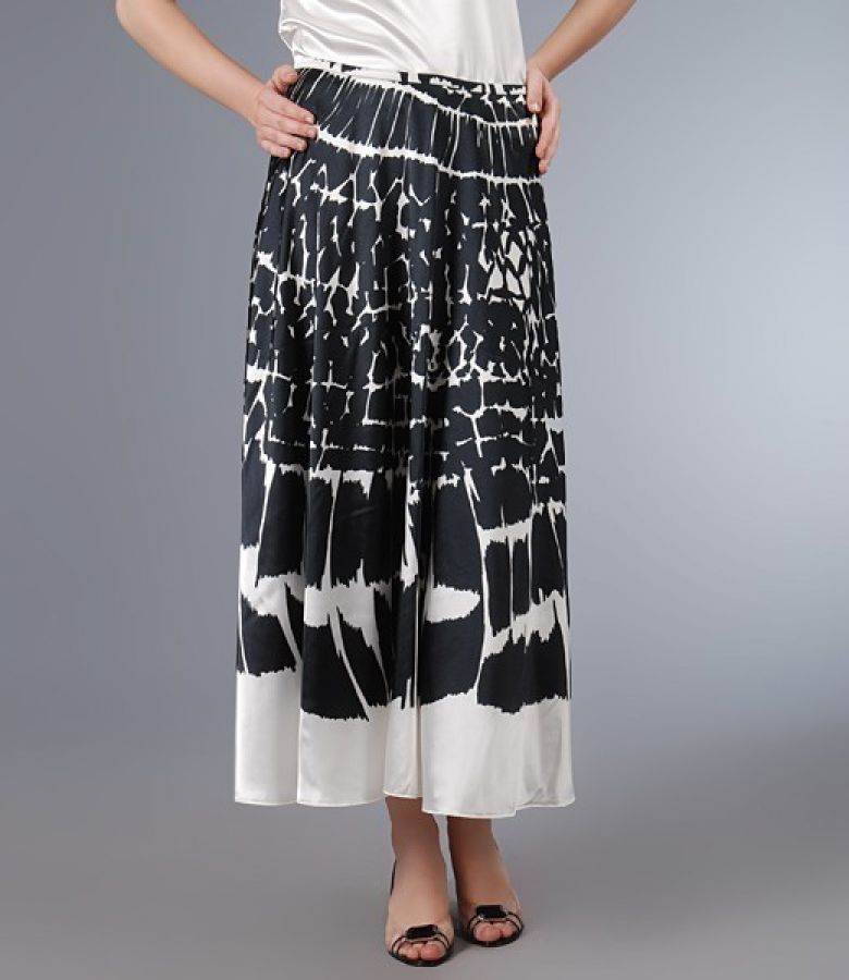 Elastic satin long skirt print YOKKO