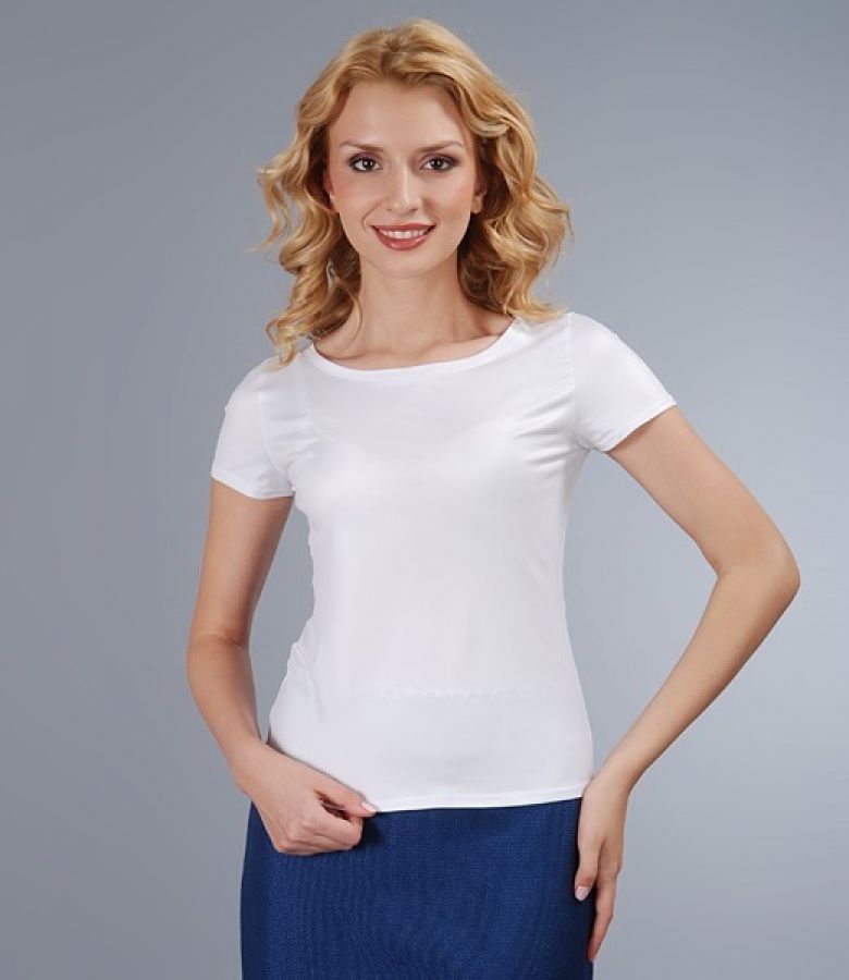 Satiny jersey t-shirt with short sleeves
