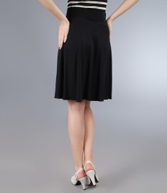 Skirt in black jersey with gussets