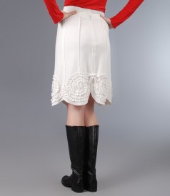 Elastic jersey skirt in ecru and white with gussets
