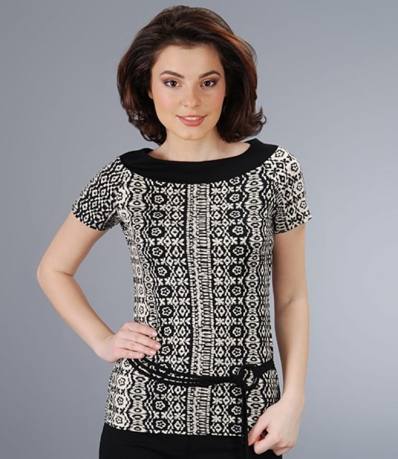 Graphic print top with waist tie