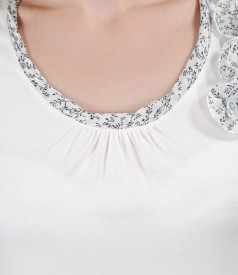 Jersey t-shirt with short bouffant sleeves in print veil