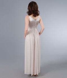 Long dress with corsage in satin and veil with pearl effect