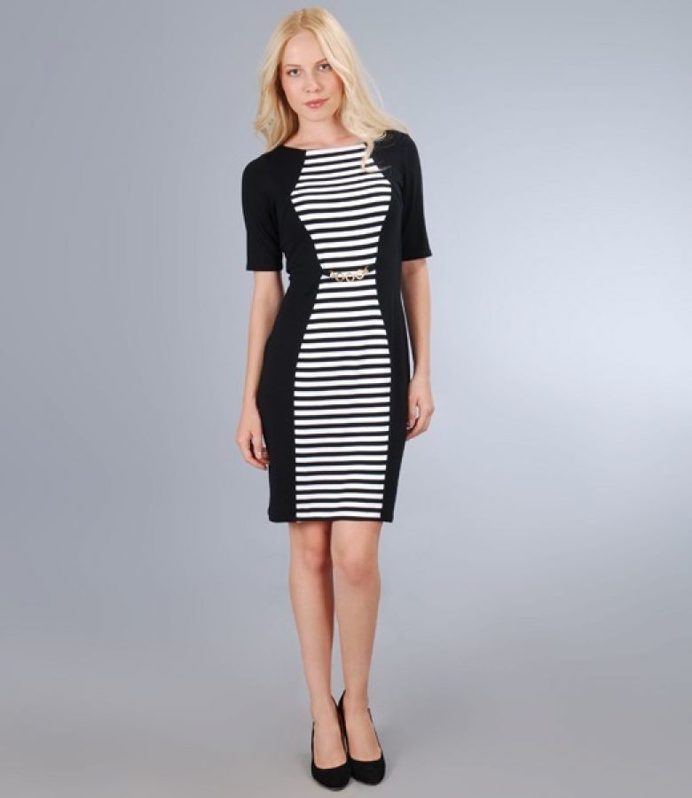 Jersey dress with white-black insertion and accessory