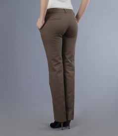Brown cotton trousers with pockets