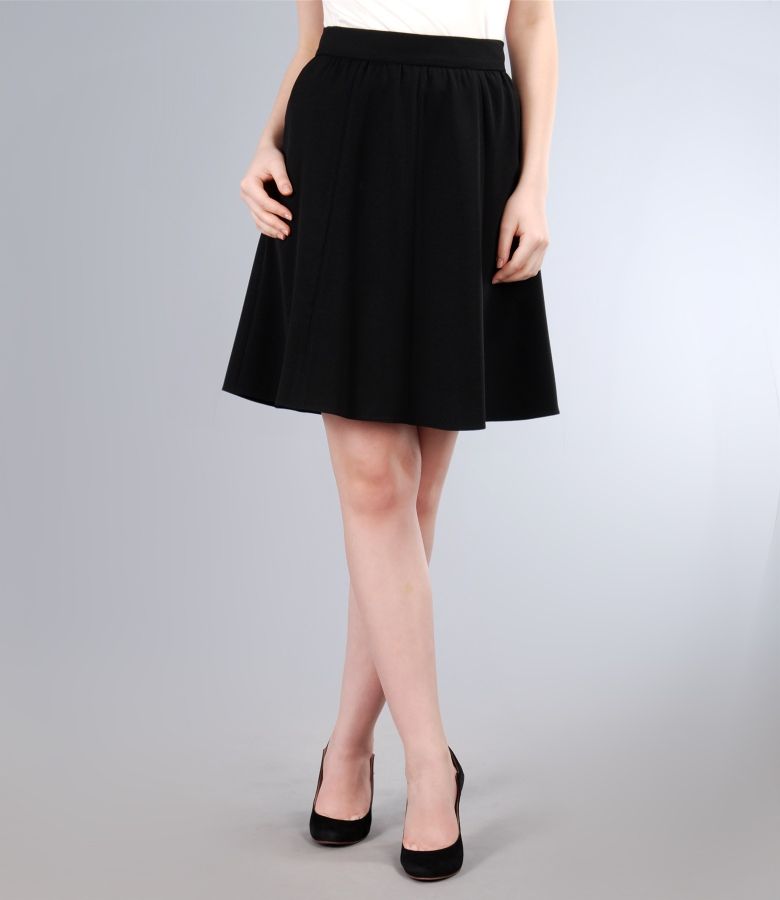 Skirt with gussets in black fabric