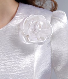 White elastic satin jacket with flower