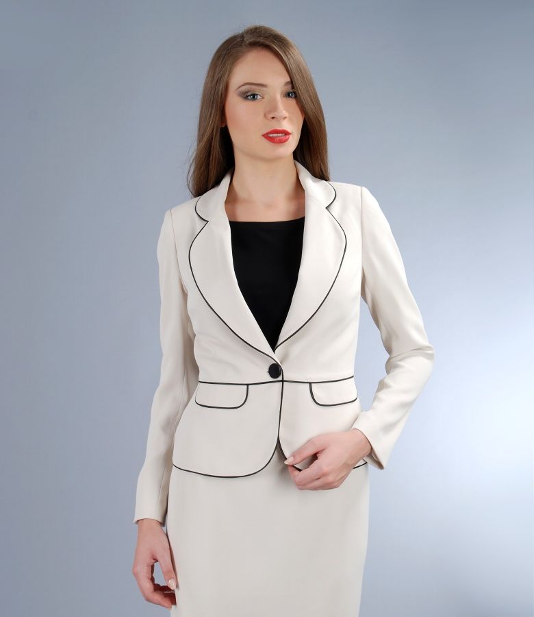 Elegant jacket with contrast trim