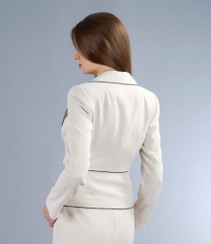 Elegant jacket with contrast trim
