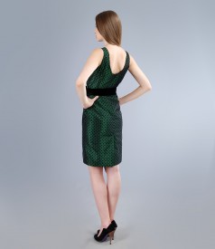 Green taffeta dress with dots and velvet cord
