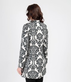 Brocade jacket with velvet