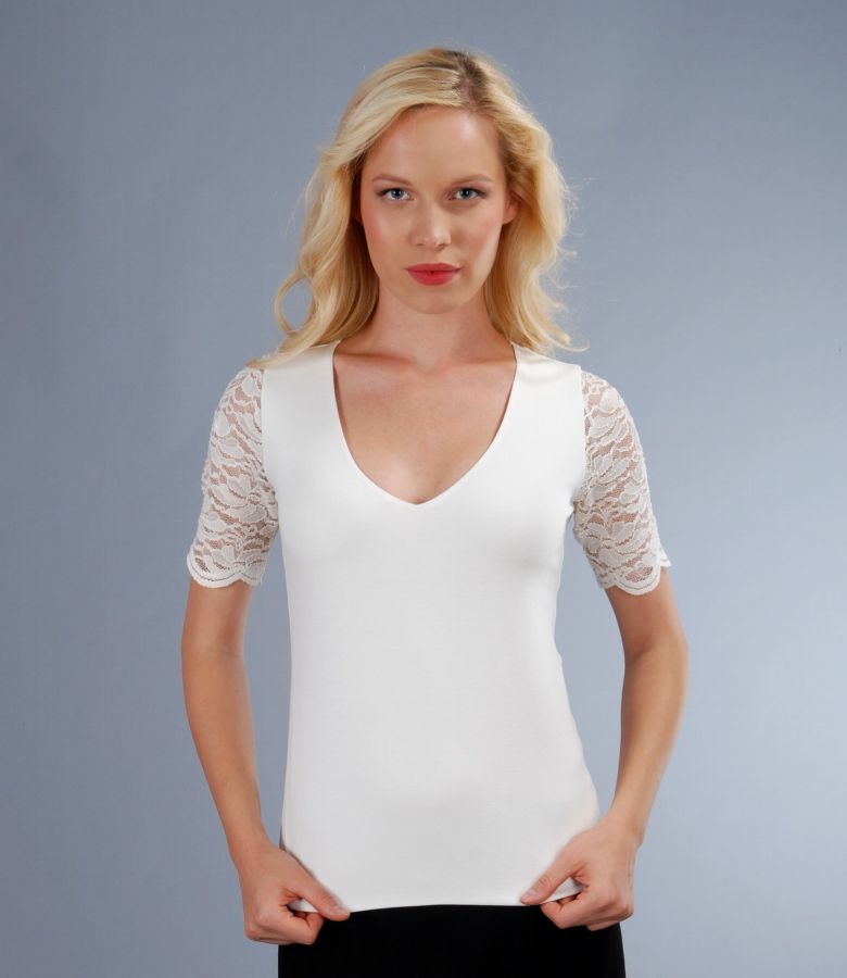 Elastic jersey tshirt with lace sleeves ivory YOKKO