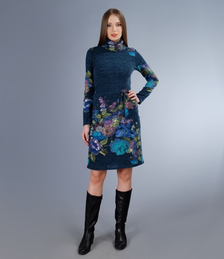 Thick elastic jersey dress with collar and wool