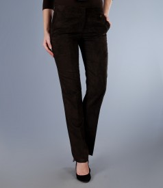 Brown velvet trousers with pockets