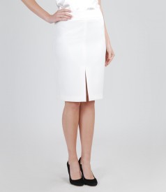Elegant skirt with slit