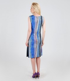 Printed elastic jersey with neck-line in folds