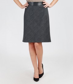 Flaring skirt with leather trim