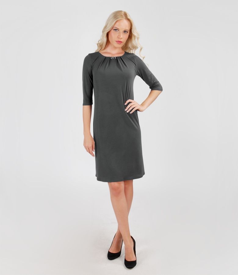 Jersey dress with pleats