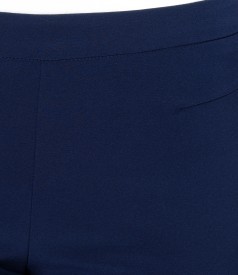 Elastic fabric trousers with metallic zipper