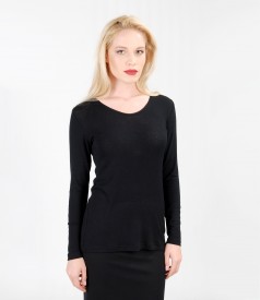 Soft elastic jersey blouse with wool