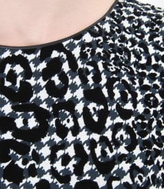 Evening dress from elastic fabric brocade with velvet