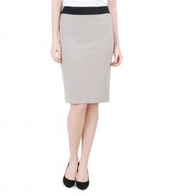 Elegant skirt with trim on waist