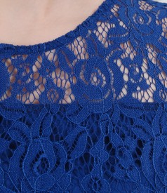 Lace dress with fins