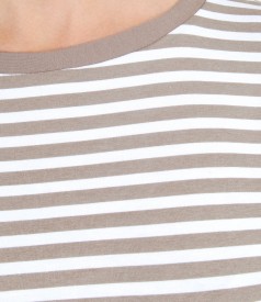 Beige-white elastic jersey blouse