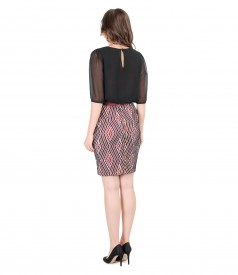 Elegant outfit with elastic broca short skirt