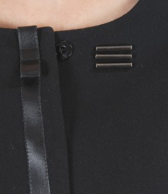 Elegant elastic fabric jacket with trim