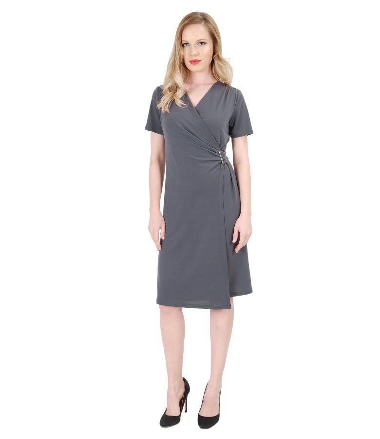 Grey jersey dress with clasp