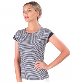 Printed elastic jersey t-shirt with trim