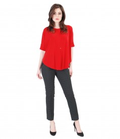 Casual outfit with elastic jersey butterfly blouse and pants