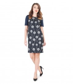 Casual dress with floral motifs