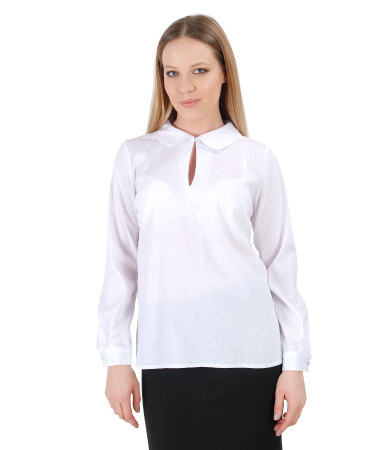 Elegant blouse with long sleeves and round collar