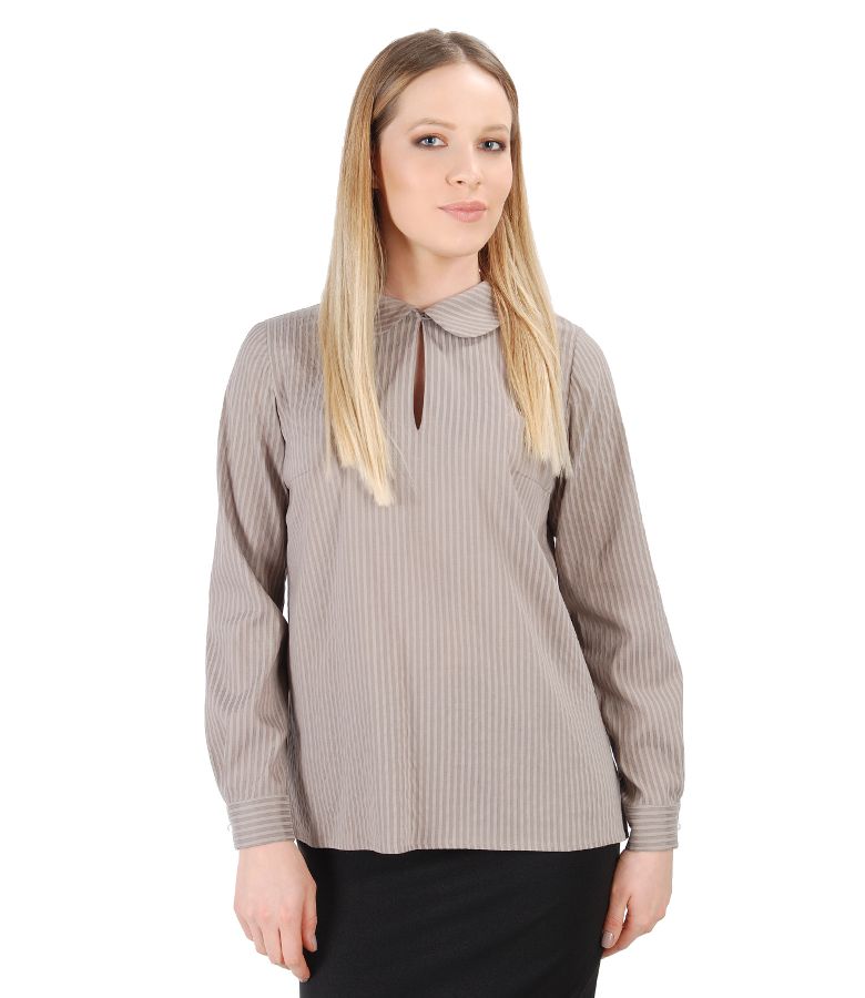 Elegant blouse with long sleeves and round collar