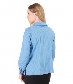 Elegant blouse with long sleeves and round collar