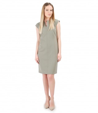 Elegant dress made of elastic fabric