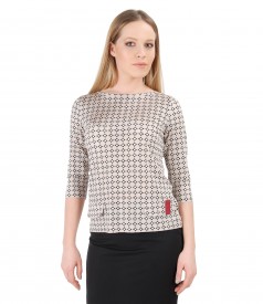 Elegant blouse made of jersey printed with stripes