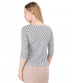 Elegant blouse made of jersey printed with stripes