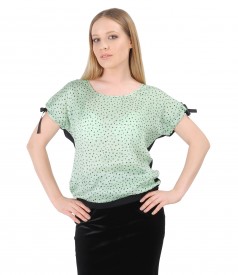 Blouse with front made of printed viscose