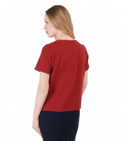 Elegant blouse with front pockets