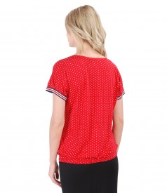 Elegant blouse made of dotted printed jersey