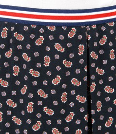 Viscose flaring skirt with floral print
