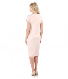 Elegant dress with side pockets