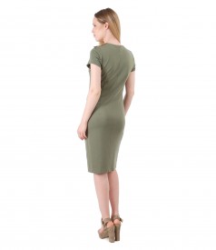 Elegant dress with side pockets