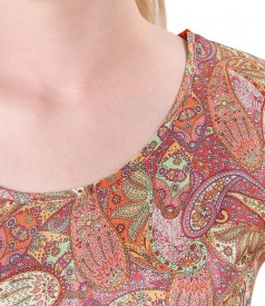 Blouse printed with asian motifs