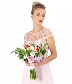 Elegant dress with floral lace