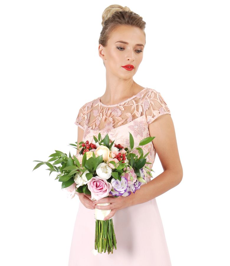 Elegant dress with floral lace
