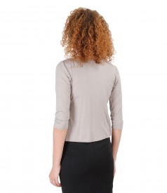 Jersey blouse tied with cord
